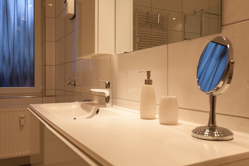 Ferienwohnung Luxus-Koblenz コブレンツ エクステリア 写真