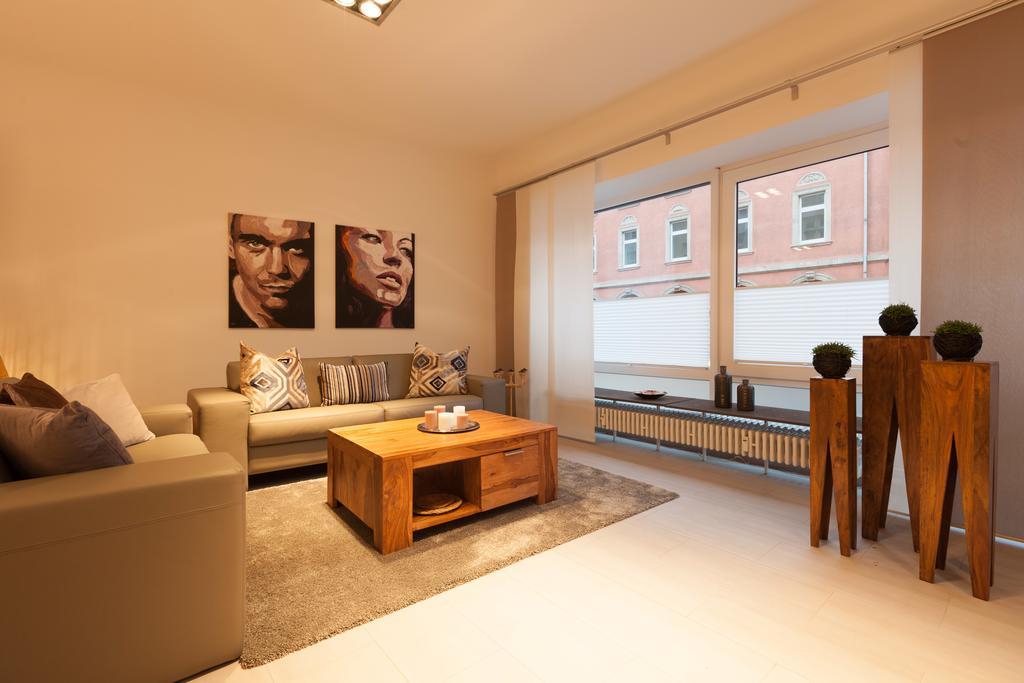 Ferienwohnung Luxus-Koblenz コブレンツ エクステリア 写真
