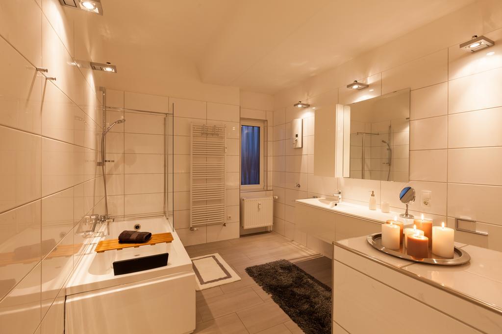Ferienwohnung Luxus-Koblenz コブレンツ エクステリア 写真