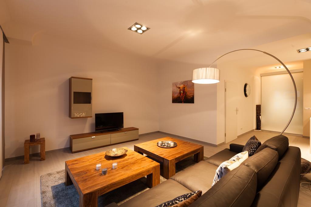 Ferienwohnung Luxus-Koblenz コブレンツ エクステリア 写真