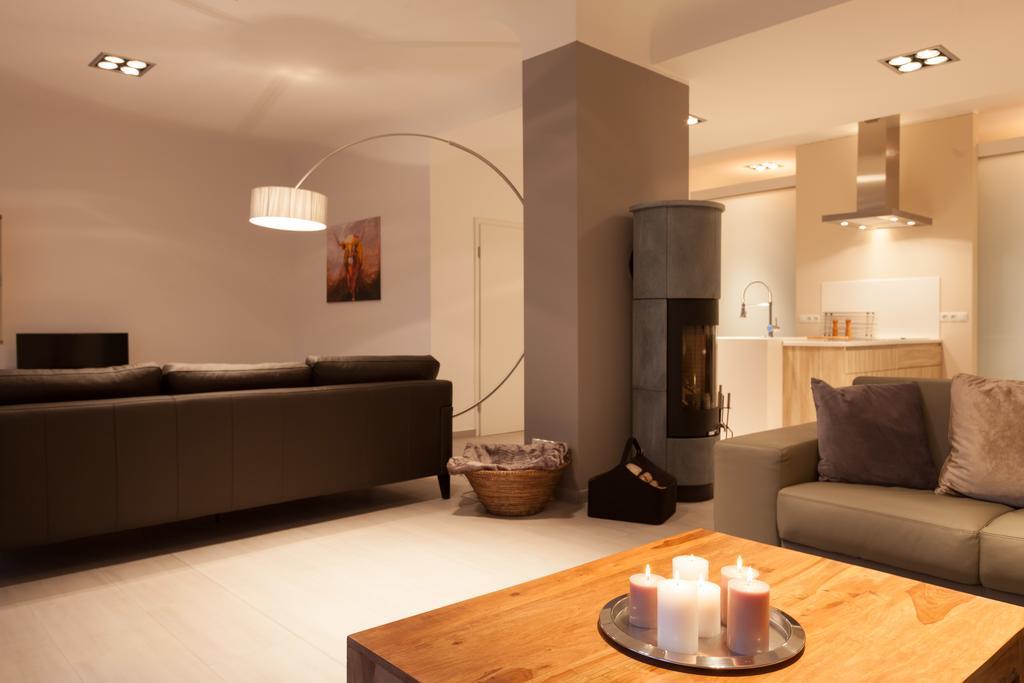 Ferienwohnung Luxus-Koblenz コブレンツ エクステリア 写真