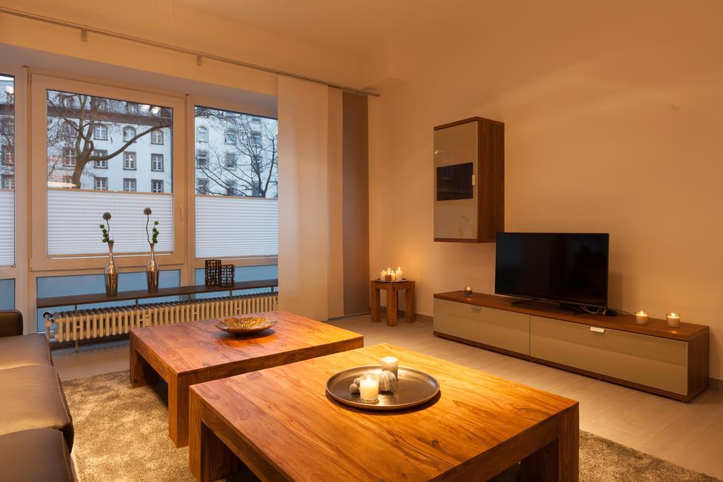 Ferienwohnung Luxus-Koblenz コブレンツ エクステリア 写真